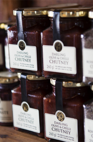 darling-olives-chutney